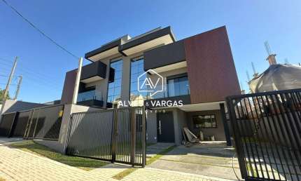 Casa com 3 quartos à venda na Rua Doutor Euzébio de Oliveira, 256, Uberaba, Curitiba por R$ 1.295.000