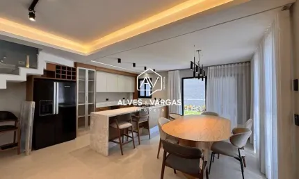 Casa em condomínio fechado com 3 quartos à venda na Avenida Cândido Hartmann, 5118, Santa Felicidade, Curitiba por R$ 2.655.000