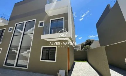 Casa com 3 quartos à venda na Rua Luiz Gallieri, 130, Uberaba, Curitiba por R$ 785.000