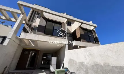 Casa com 3 quartos à venda na Rua Francisco Maravalhas, 145, Jardim das Américas, Curitiba por R$ 899.000