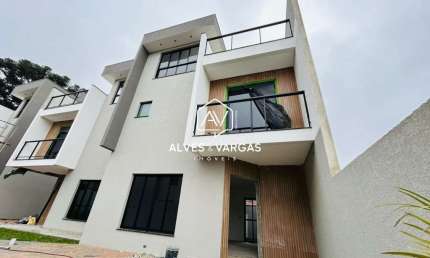 Casa em condomínio fechado com 3 quartos à venda na Travessa Ferreira, 52, Uberaba, Curitiba por R$ 820.000
