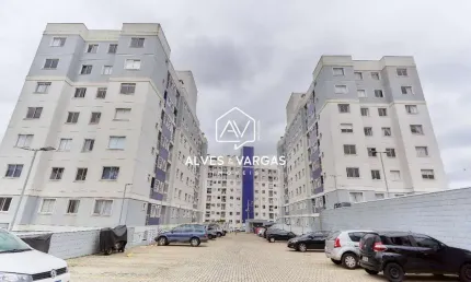 Apartamento com 2 quartos à venda na Rua Silvano Moreschi, 9, Aristocrata, São José dos Pinhais por R$ 330.000