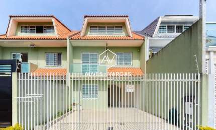 Casa com 3 quartos à venda na Olivo Carnascialli, 36, Cajuru, Curitiba por R$ 700.000