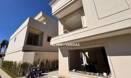 Casa em condomínio fechado com 3 quartos à venda na Rua José de Melo Braga Junior, 54, Jardim das Américas, Curitiba por R$ 1.100.000