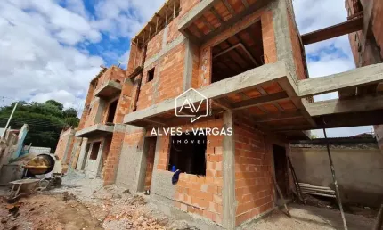 Casa em condomínio fechado com 3 quartos à venda na Rua Luiz Delfino, 168, Portão, Curitiba por R$ 749.000