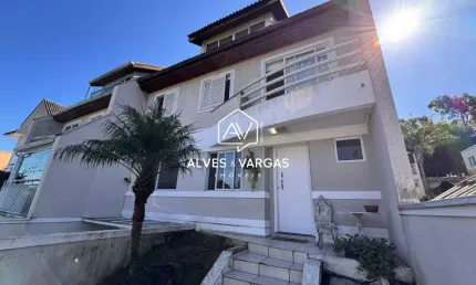 Casa com 3 quartos à venda na Rua Pedro Rigotto, 91, Ahú, Curitiba por R$ 1.060.000