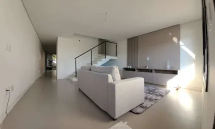 CASA 3D no bairro CHACARA DAS PEDRAS em Porto Alegre