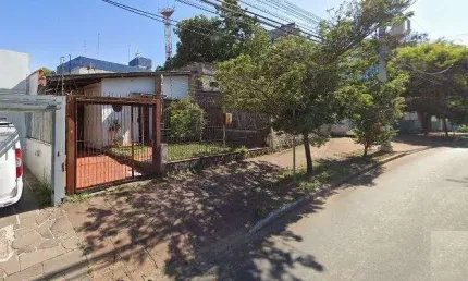 Casa com 2 quartos à venda na Avenida Grécia, Passo da Areia, Porto Alegre