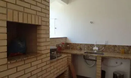 Casa com 2 quartos à venda na Rua Cezimbra Jaques, Medianeira, Porto Alegre