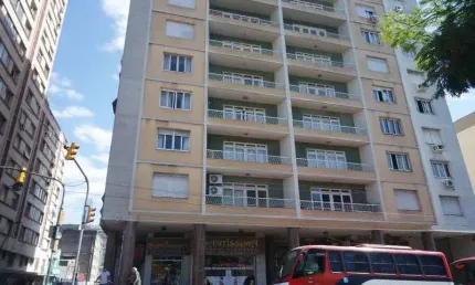 Apartamento com 3 quartos à venda na Avenida Independência, Independência, Porto Alegre