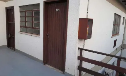 Sala comercial à venda na Avenida Wenceslau Escobar, Cristal, Porto Alegre