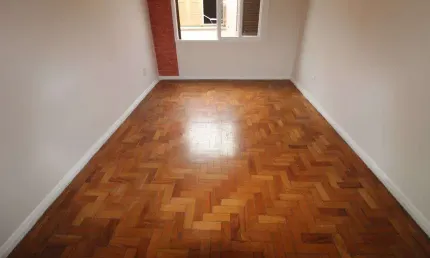 Apartamento com 2 quartos para alugar na Avenida Padre Cacique, Menino Deus, Porto Alegre