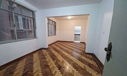 Kitnet / Stúdio para alugar na Rua General Câmara, Centro, Porto Alegre