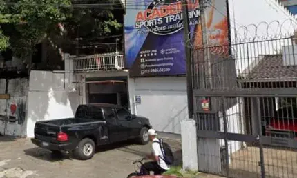 PREDIO COMERCIAL no bairro Menino Deus em Porto Alegre