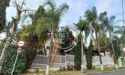 Casa Térrea no Elton Ville com 4 dormitórios, sendo 3 suítes - Sorocaba/SP