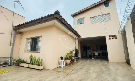 Casa com 4 quartos à venda na Vila Assis, Sorocaba 