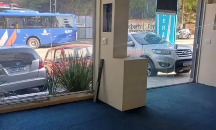 Sala comercial de esquina c/85 m². taboão da serra.excelente localização.
