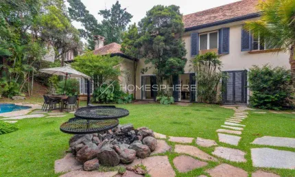 Casas à venda na Rua Managua Cidade Jardim, São Paulo. Casa à venda, 956m², amplo jardim , piscina, 5 suítes e 6 vagas. A 9 min a pé Parque Alfredo Volpi