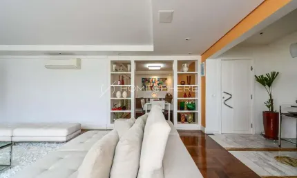 Apartamento com 177 m², 3 quartos sendo 1 suíte à venda no bairro Itaim Bibi.