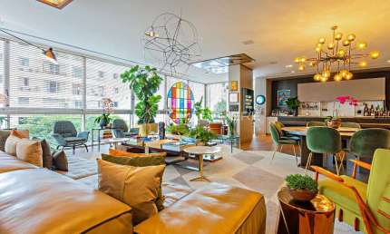Condomínio Sarandi Jardins Rua Sarandi, 62. Apartamento à venda Jardim América, 300m², 2 suítes, Projeto Roberto Migotto, 6 vagas, lazer e segurança no coração do Jardim América