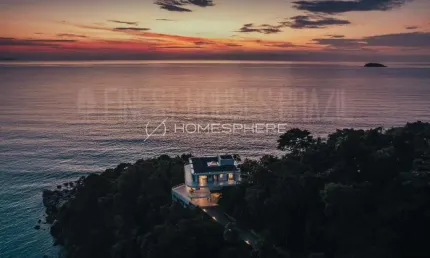 Ponta das Toninhas | Ubatuba | Praia das Toninhas - Casas de Condomínio à Venda com vista para o mar, 6 suítes, 1200 m², piscina e área gourmet na ponta da península Ponta das Toninhas, Ubatuba - SP