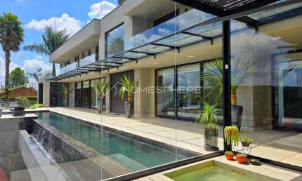 Casas de Condomínio à venda em Sao Paulo II, Cotia. Condomínio São Paulo II, Granja Viana Av. Estácio de Sá, 670. Mansão à venda 1300 m², 5 suítes, piscina, academia e uma linda vista