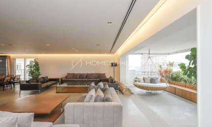 Apartamento com 460  m², à venda no bairro Itaim Bibi a 20 passos do Parque do Povo . totalmente reformado e moderno em condomínio de altíssimo padrão muro cobiçado e exclusivo.