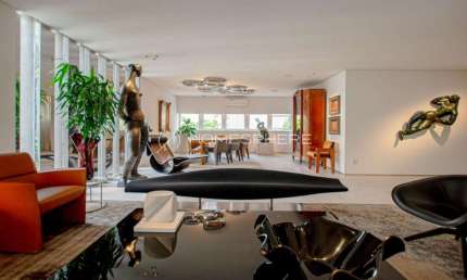 Condomínio Uirapuru Rua Bela Cintra, 2060, Jardim América. Apartamento à venda 470 m², 2 suítes, adega, reformado e 4 vagas no Edifício Uirapuru no coração do Jardim América
