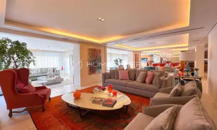 Apartamento no Edifício Sophistic com 370 m², 3 quartos sendo 3 suítes à venda no bairro Campo Belo.