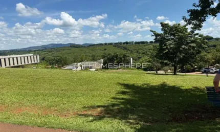 Bragança paulista terrenos à venda condomínio quinta da baroneza. lote/terreno à venda na quinta da baroneza, 3100 m², próximo ao clube da mata, terreno de esquina com linda vista. quinta da baroneza