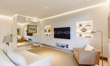 Apartamento com 160 m², 2 quartos sendo 1 suíte à venda no bairro Jardim Paulista.