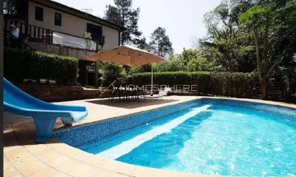 Casa de condomínio com 507 m², 5 quartos sendo 2 suítes à venda no bairro Morada dos Pássaros.