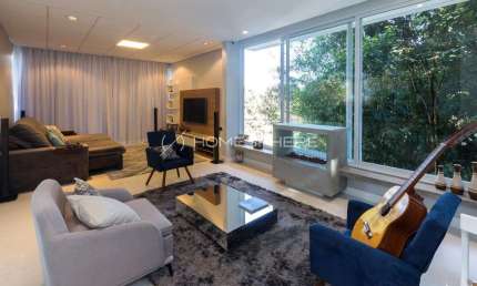 Casa de condomínio com 360 m², 4 quartos sendo 4 suítes à venda no bairro Aldeia da Serra.