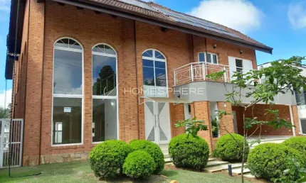 Casa de condomínio com 550 m², 4 quartos sendo 4 suítes à venda no bairro Aldeia da Serra.