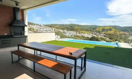 Casa a venda 420m, 3 suites, vista espetacular no Residencial New Ville em Santana de Parnaíba