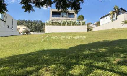 Terreno em condomínio com 525 m²,  à venda no condominio Tamboré 10 em Alphaville.