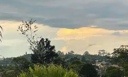 Terreno em condomínio com 452 m²,  à venda em Aldeia da Serra.