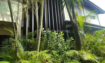 Casa de condomínio com 320 m², 3 quartos sendo 3 suítes à venda no bairro Aldeia da Serra.