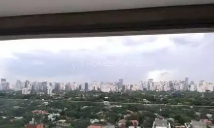 Apartamento com 185 m², 3 quartos sendo 3 suítes à venda no bairro Itaim Bibi.