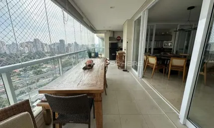 Apartamento com 233.0 m², à venda no bairro campo belo.