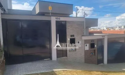Casa com 3 dormitórios à venda, 70 m² por R$ 330.000 - Parque Real - Pouso Alegre/MG