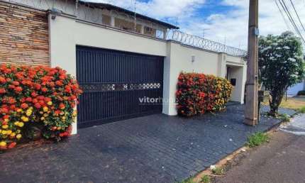 Casa com 4 quartos à venda no Morada da Colina, Uberlândia 