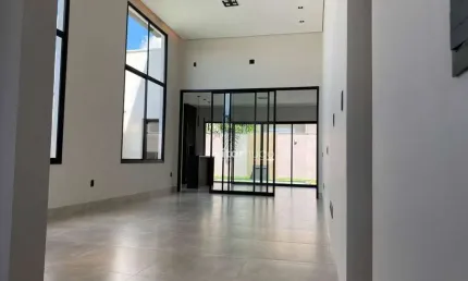 Casa em condomínio fechado com 3 quartos à venda em Varanda Sul, Uberlândia 