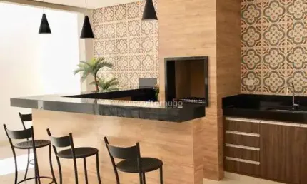 Casa com 5 quartos à venda no Santa Mônica, Uberlândia 