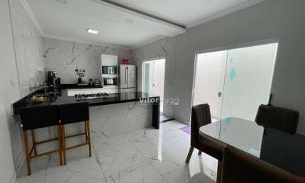 Casa com 3 quartos à venda em Saraiva, Uberlândia 
