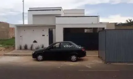 Casa com 3 quartos à venda em Laranjeiras, Uberlândia 