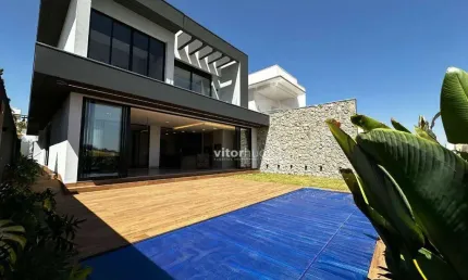Casa em condomínio fechado com 4 quartos à venda no Gávea, Uberlândia 