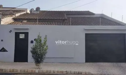 Casa com 3 quartos à venda no Jardim Europa, Uberlândia 