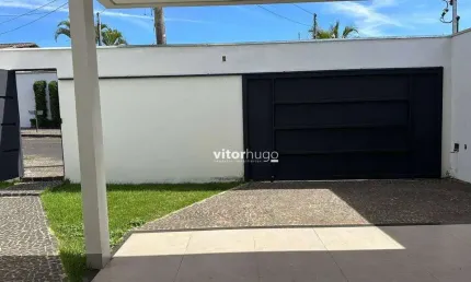 Casa com 3 dormitórios à venda, 150 m² por R$ 750.000 - Cidade Jardim - Uberlândia/MG