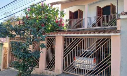 Casa para Venda em Jundiaí, Cidade Luiza, 4 dormitórios, 1 suíte, 3 banheiros, 2 vagas